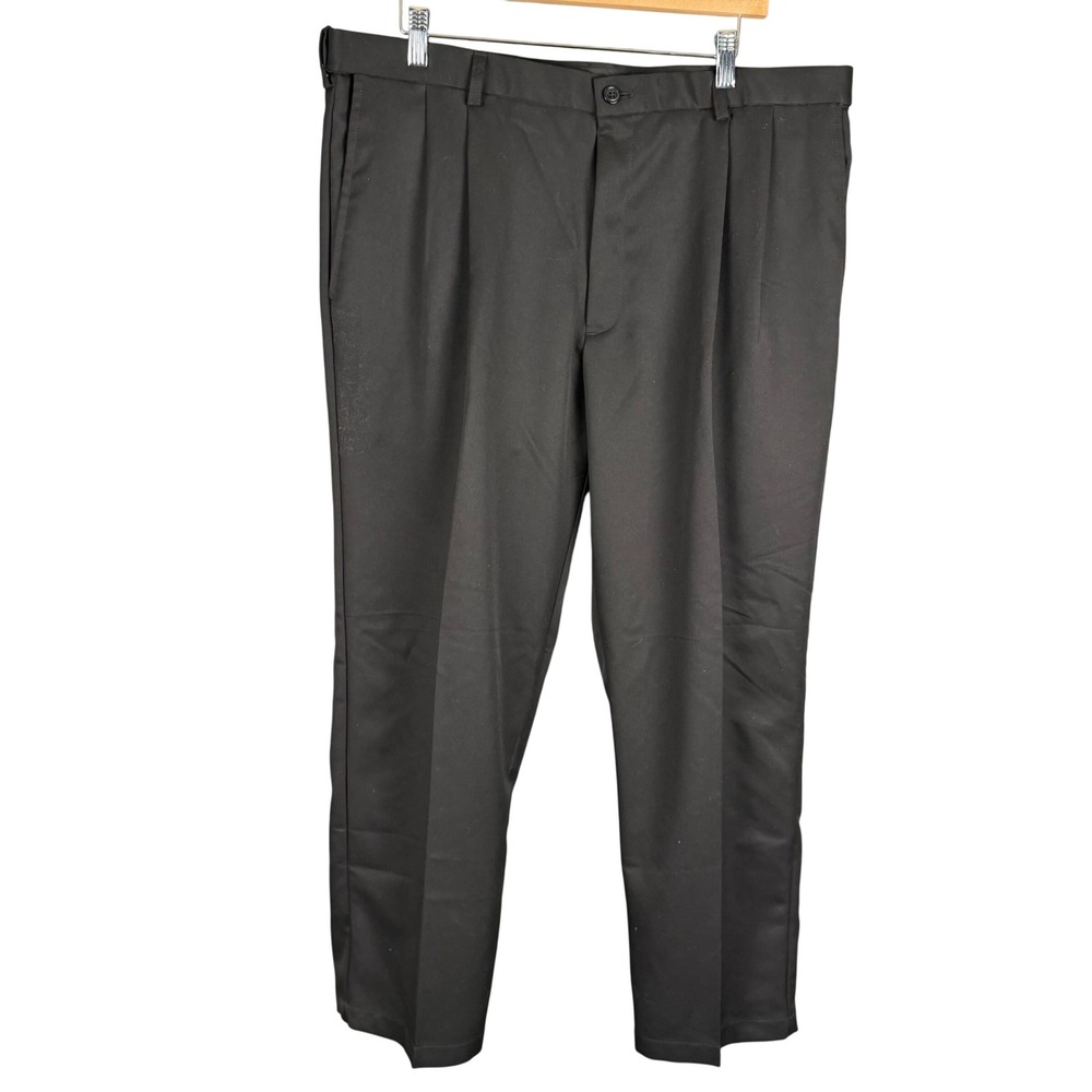 Haggar Cool 18 Performance Black Pleated Dress Pants 38W x 29L HC51007